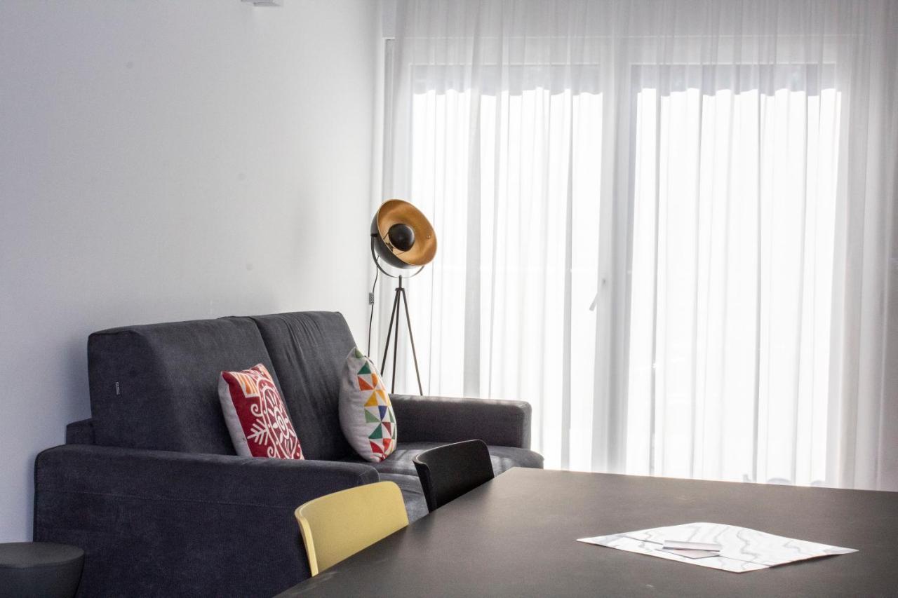 Residence Zangirolami - Luxury Garden And Balcony Apartments Riva del Garda Exteriör bild