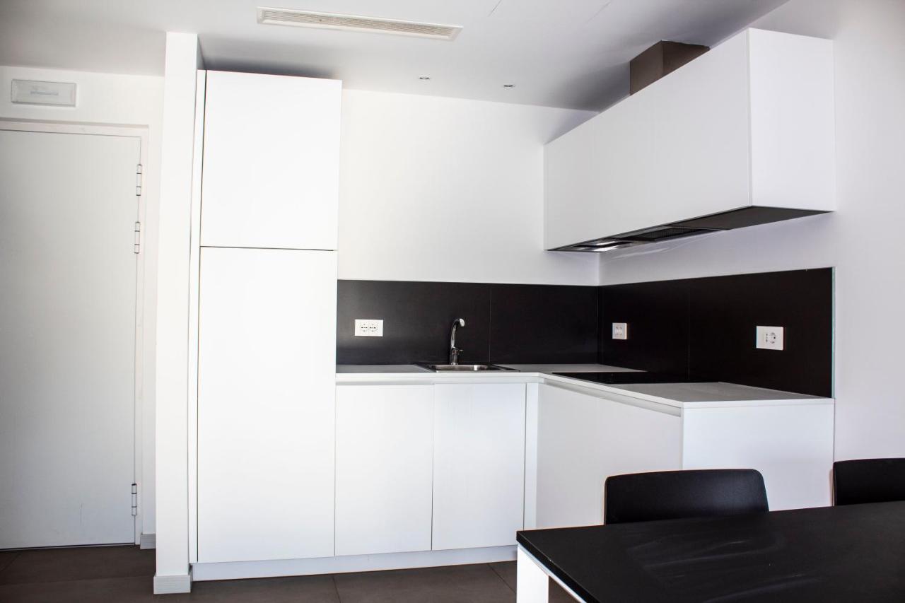 Residence Zangirolami - Luxury Garden And Balcony Apartments Riva del Garda Exteriör bild