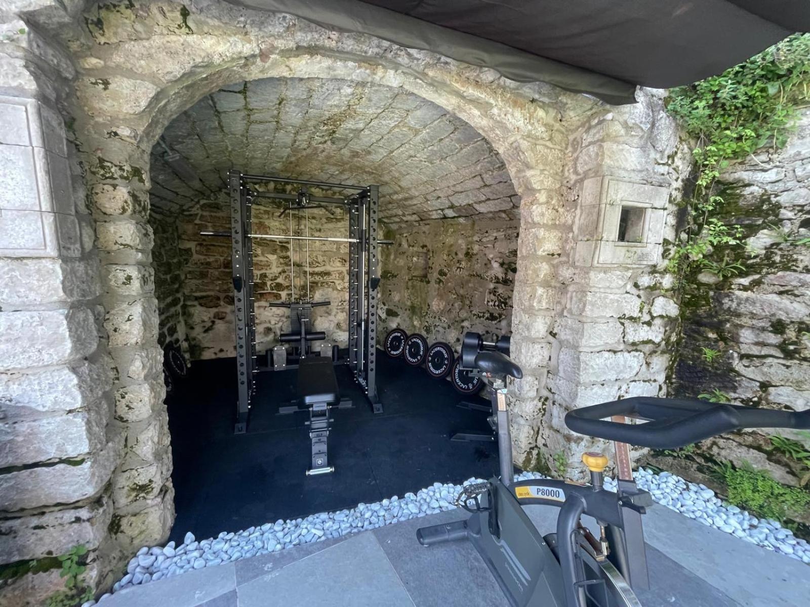 Residence Zangirolami - Luxury Garden And Balcony Apartments Riva del Garda Exteriör bild